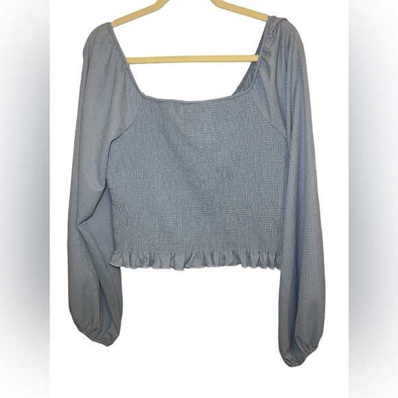 white birch Tops - White Birch Bubble sleeve scrunched bodice top Size XL